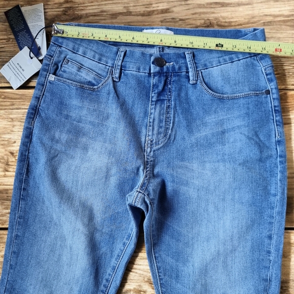 🆕️ Lola Jeans Cynthia Mid Rise Flare 4 Way Stretch Patchwork Denim Jeans - Picture 13 of 15